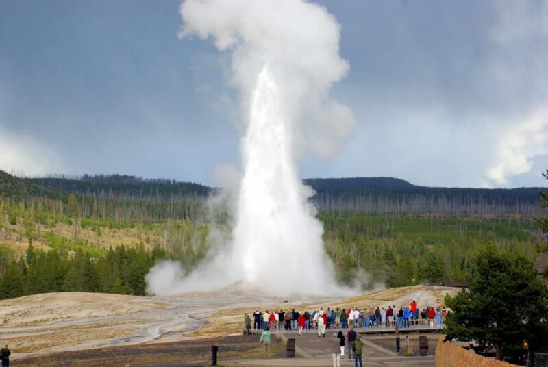 Salt Lake City: Yellowstone 4-day Tour with Airport Pickup - The Sum Up