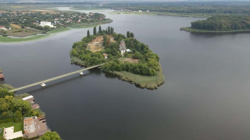 Salt Mine, Lunch at Winery & Dracula's Tomb - Small Group 7p - Key Points