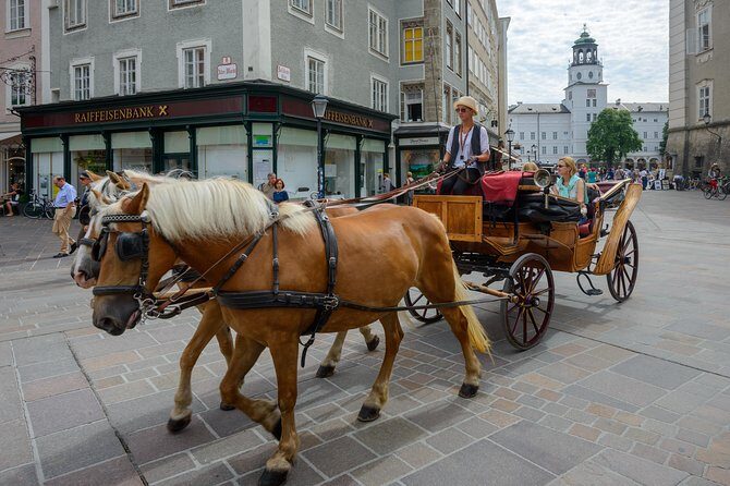 Salzburg and Lake District Day Tour from Munich - Key Points