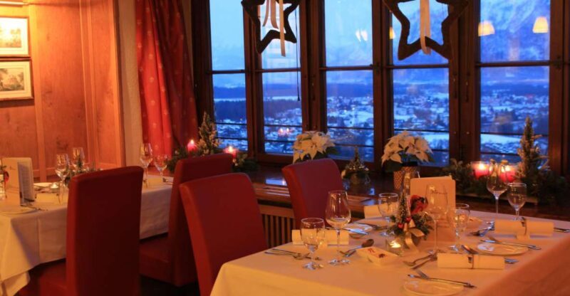 Salzburg: Christmas/Advent Concert & Dinner - Salzburg: Christmas/Advent Concert & Dinner – A Festive Evening in a Historic Fortress