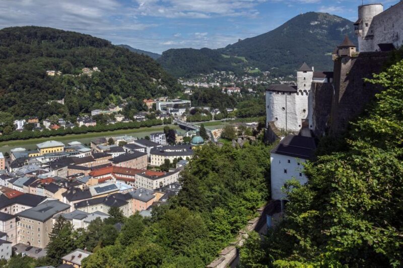 Salzburg: Express Walk with a Local in 60 minutes - FAQs