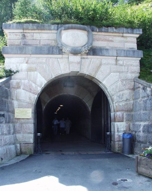 Salzburg: Private Eagle's Nest Tour - Key Points