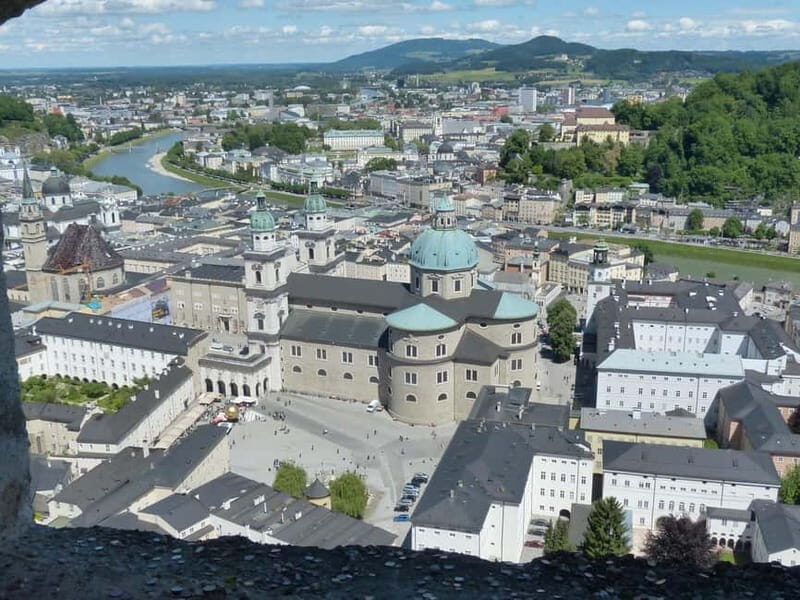 Salzburg Stories: A Private Walking Tour With Local Guide - Key Points