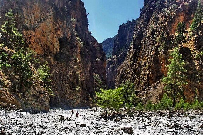 Samaria Gorge Trek Full Day Tour from Georgioupoli with Guide - Authenticity and Experience: What Travelers Are Saying