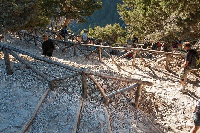 SAMARIA Gorge Walk: full day from area Heraklion CRETE - Omalos and the Gateway to the Gorge