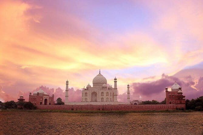 Same Day Agra Tour by car - Who Should Consider This Tour?