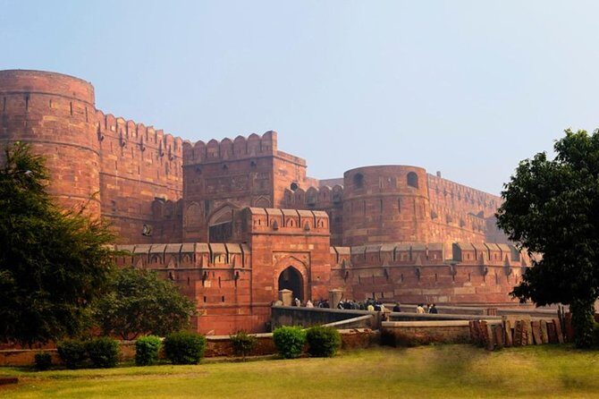 Same Day Agra Tour by Gatimaan Express - An In-Depth Look at the Tour Experience