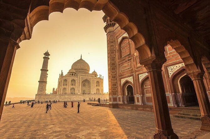 Same Day Agra Trip by Car from Delhi - All Inclusive - The Itinerary Breakdown