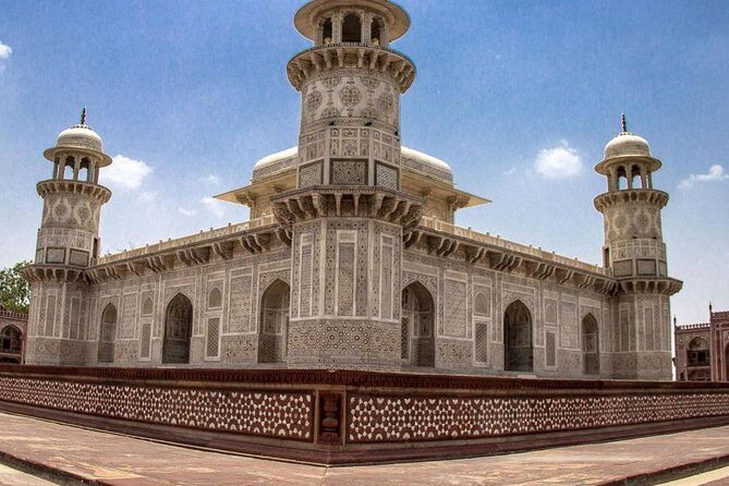 Same Day Agra Visit (Delhi -Agra-Delhi) Tour - A Closer Look at the Tour Experience