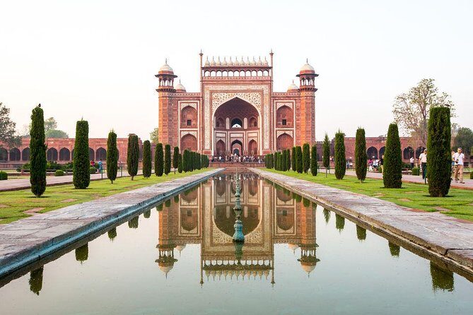 Same Day Taj Mahal Agra Tour By Car from Delhi - FAQs