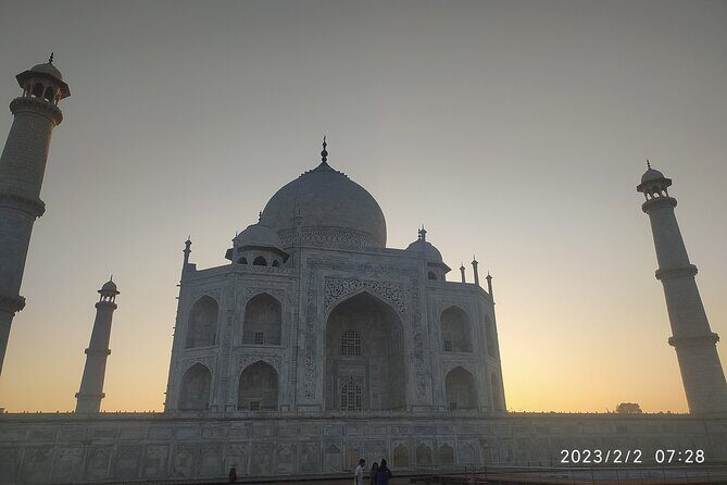 Same Day Taj Mahal and Agra Fort tour from New Delhi - The Early Morning Pickup and Smooth Drive to Agra