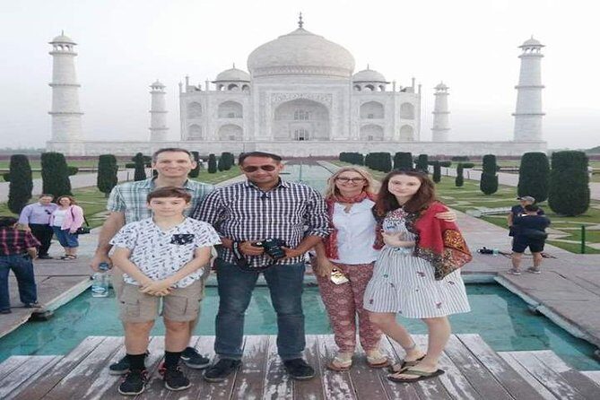 Same Day Taj Mahal Private Tour from Delhi by Car - The Journey Begins: From Delhi to Agra