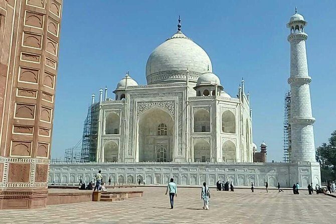 Same Day Taj Mahal Tour By Car from Delhi - The Journey to the Taj Mahal: In-Depth Breakdown