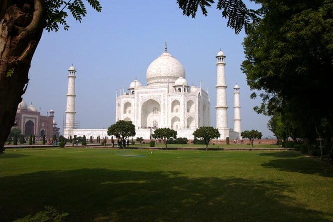 Same Day Taj Mahal Tour By Luxury Toyota Fortuner - Key Points