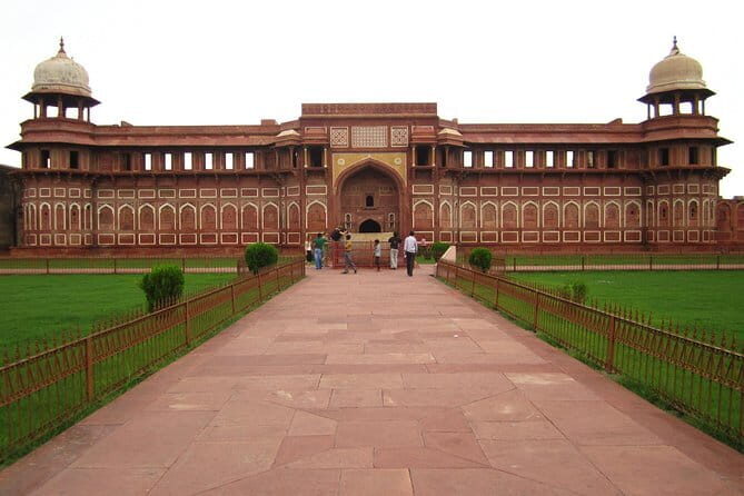 Same Day Taj Mahal Tour By Luxury Toyota Fortuner - Exploring the Itinerary in Detail