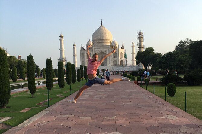 Same Day Taj Mahal Tour by Super Fast Train From Delhi - Key Points