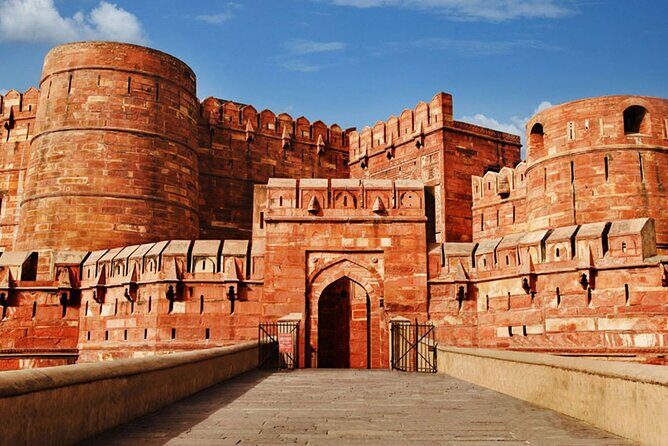 Same Day Taj Mahal Tour by Train - Key Points