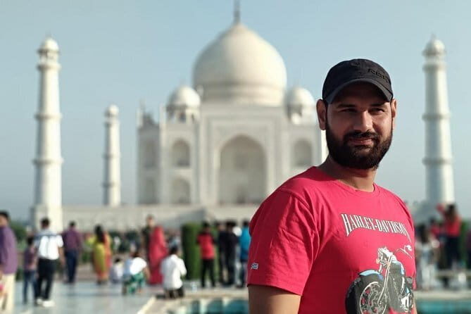 Same day tour with private car Delhi to Agra - Exploring the Itinerary: What to Expect at Each Stop