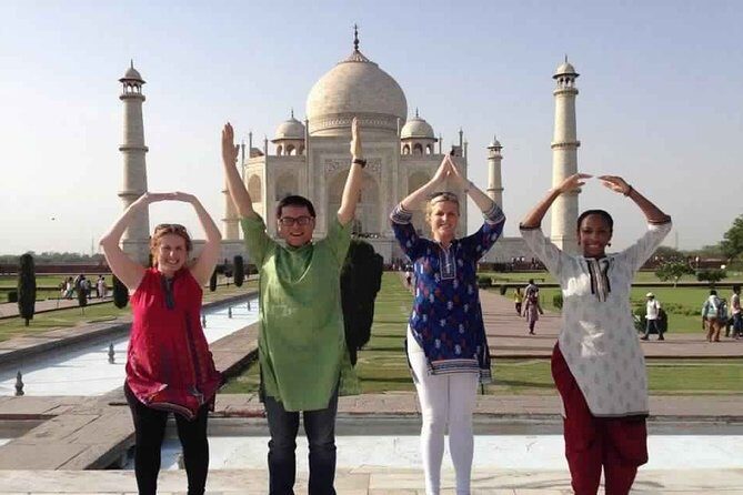 Same-Day Wonders: Taj Mahal & Agra Fort Tour from Hyderabad - A Deep Dive into the Experience