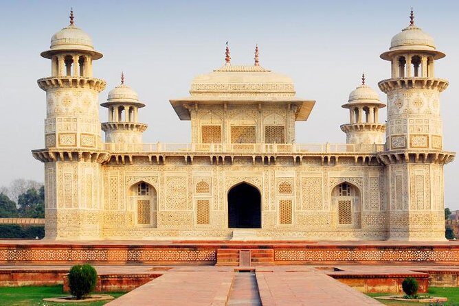 Same-Day Wonders: Taj Mahal & Agra Fort Tour from Hyderabad - FAQs