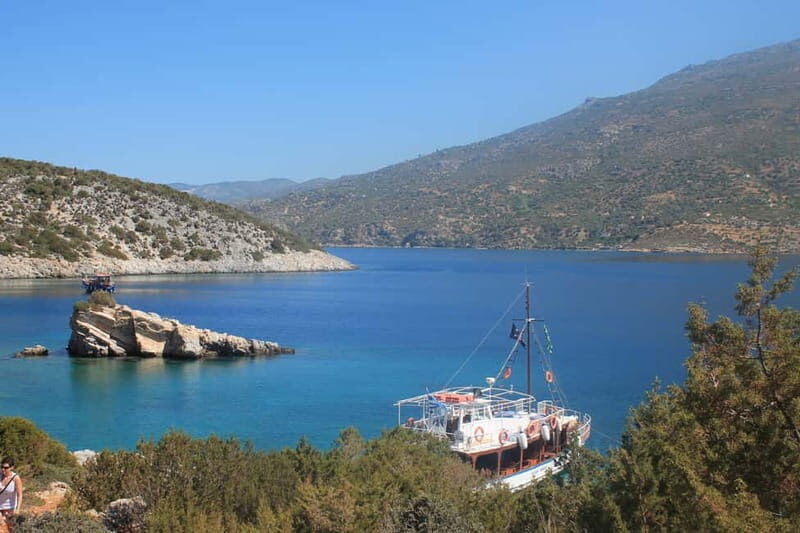 Samos: Full-Day Boat Cruise with Lunch (and bus transfer) - The Itinerary in Detail
