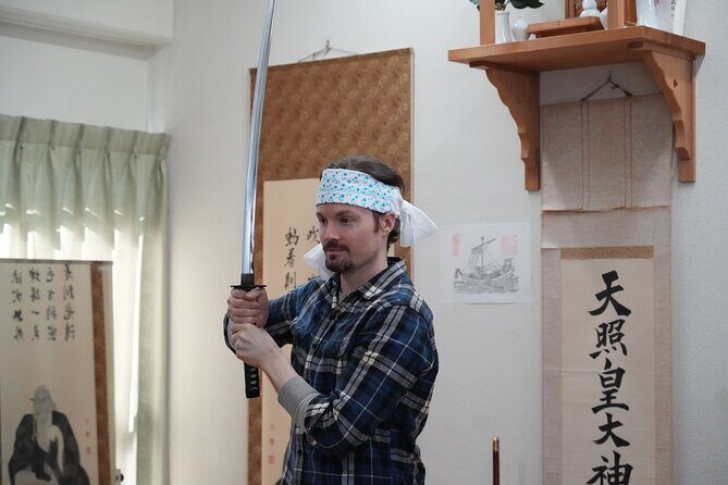 Samurai Experience in Tokyo: Sword Training and Edo Indigo Dyeing - The Value Proposition