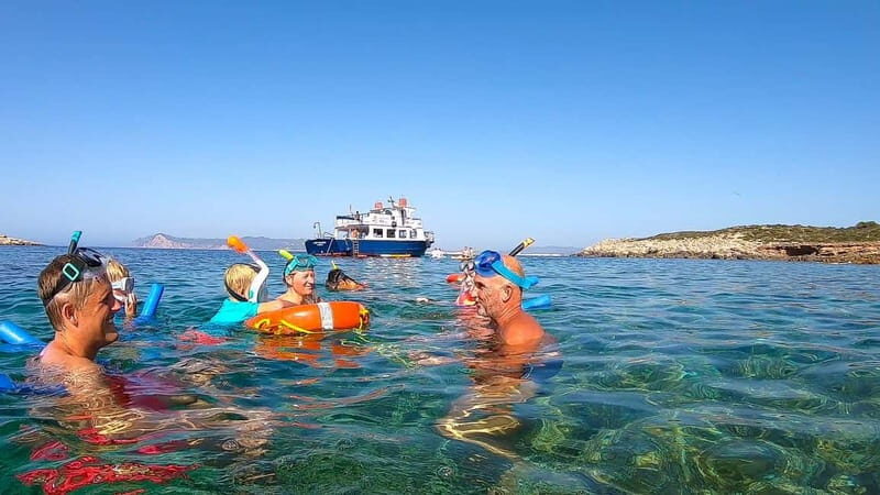 San Antonio: Family Boat Trip to Conillera island - An Introduction to the Experience