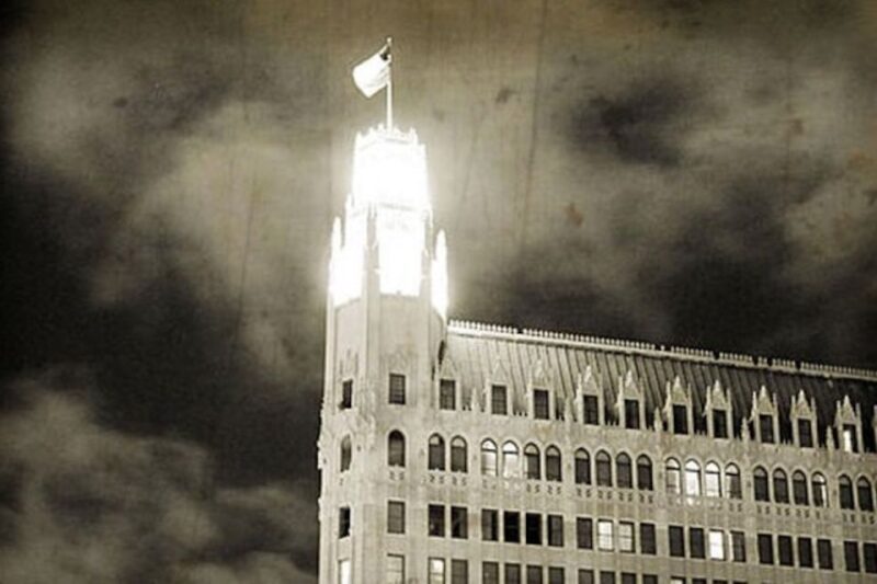 San Antonio: Ghosts and True Crime Guided Walking Tour - An In-Depth Look at the San Antonio Ghosts and True Crime Tour