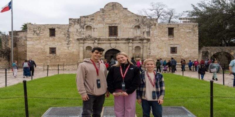 San Antonio: Guided Walking Tour with Boat Cruise - Exploring Each Part of the Tour