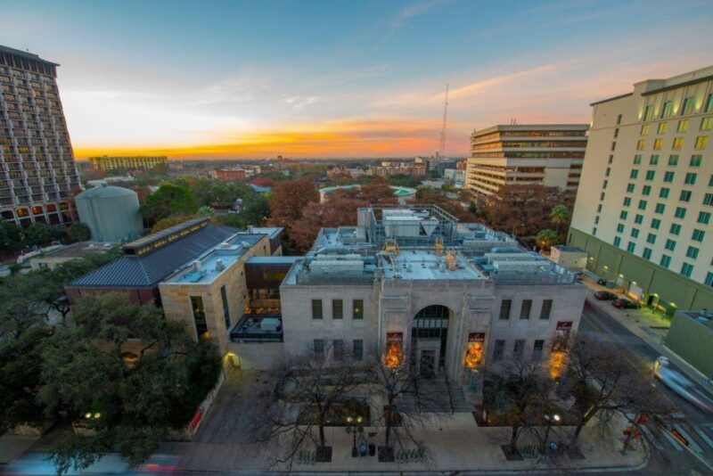 San Antonio: Hop-On Hop-Off Narrated Trolley Tour - What We’ve Learned from Review Insights