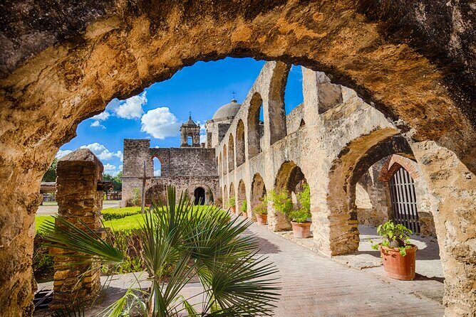 San Antonio Mission Trail  Private Guided Tour - A Walk Through Artistic and Historic Heartlands: La Villita