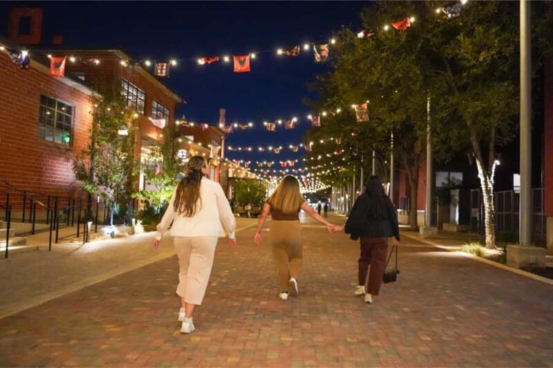 San Antonio Premium Night Driving Tour with Dinner & Cruise - FAQs