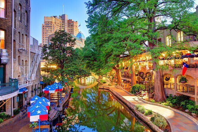 San Antonio : Private Custom Walking Tour With A Guide (Private) - The Sum Up