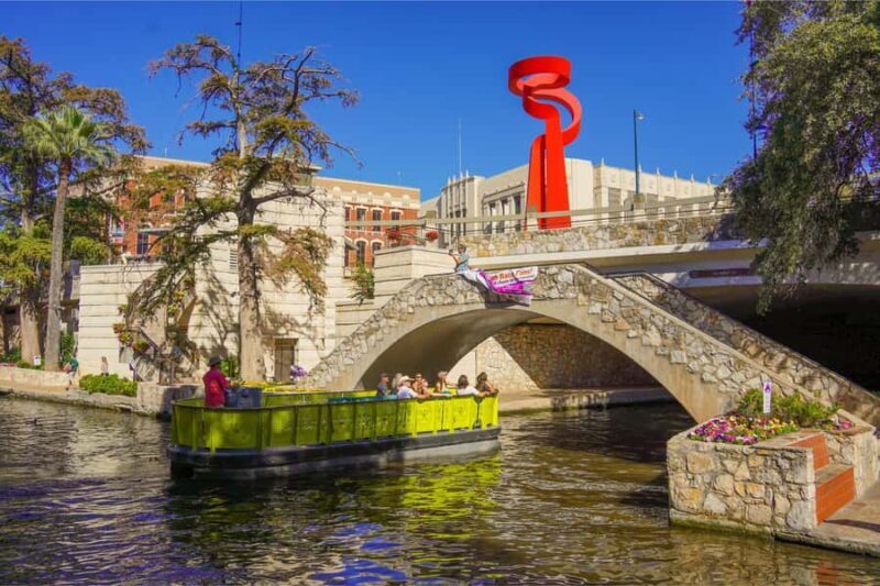 San Antonio Riverwalk Tour With Go Rio River Cruise - An In-Depth Look at the Tour Experience