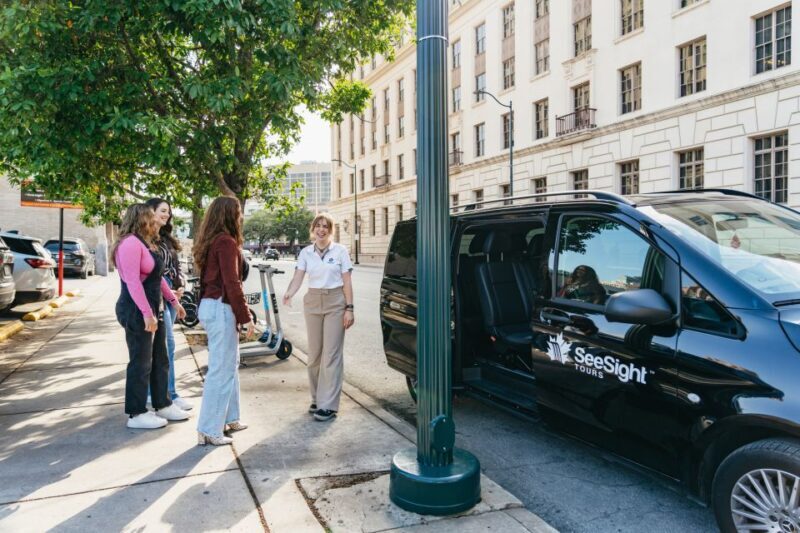 San Antonio: Small Group Night Tour with River Walk Cruise - Key Points