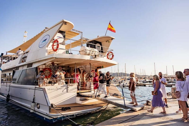 San Antonio: Sunset Boat Tour with Live Music & Drinks - FAQs