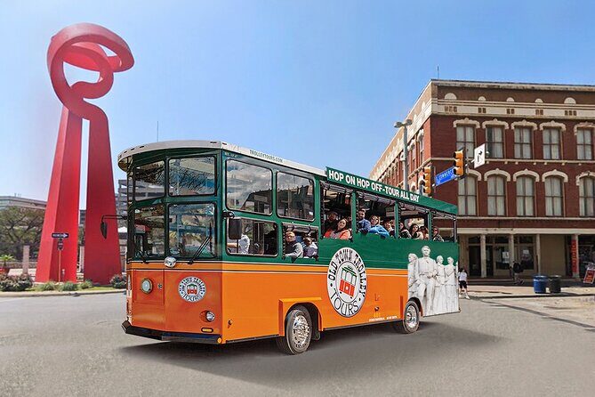 San Antonio Trolley and Go Rio Riverwalk Cruise Combo - FAQ