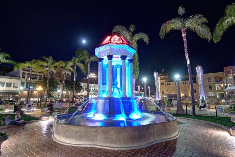 San Diego: City Lights Night Trolley Tour - Who Would Love This Tour?