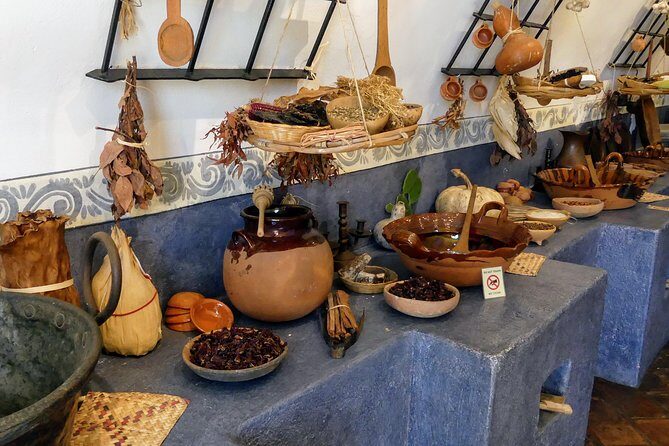 San Diego Fortress Explorer 4-Hour Highlights Walking & Van Tour - Who Will Love This Tour?