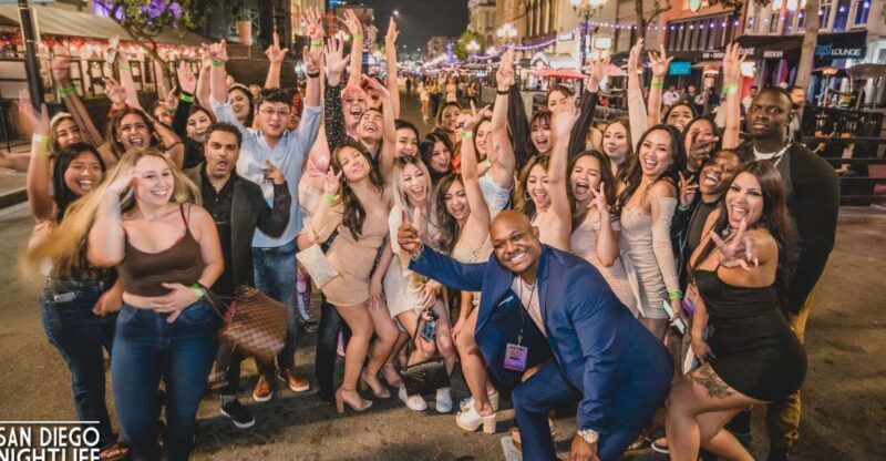 San Diego: Gaslamp Quarter Drink, Mingle & Dance Club Tour - Practical Details
