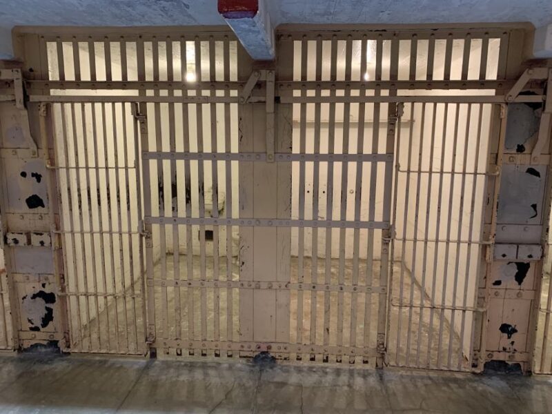 San Francisco: Alcatraz with San Francisco Bay Cruise - Transportation and Comfort