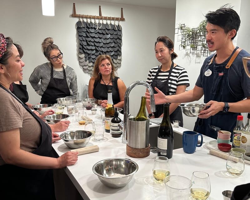 San Francisco: Dumpling Cooking Class & 3-Course Dinner - The Atmosphere and Group Dynamics