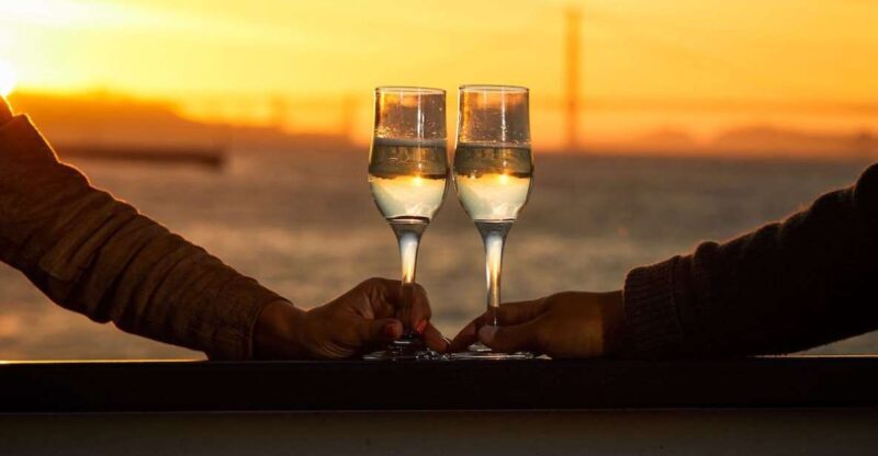 San Francisco: Golden Gate Bridge and Bay Sunset Cruise - The Experience: What to Expect on the Cruise
