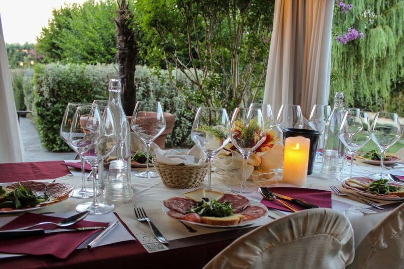 San Gimignano: Lunch or Dinner at a Winery with Wine Tasting - Who Is This Tour For?