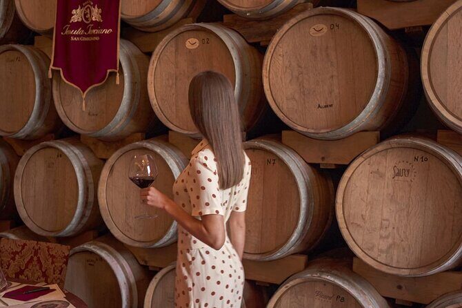 San Gimignano Wine Tour and tuscan appetizer for small group - FAQ