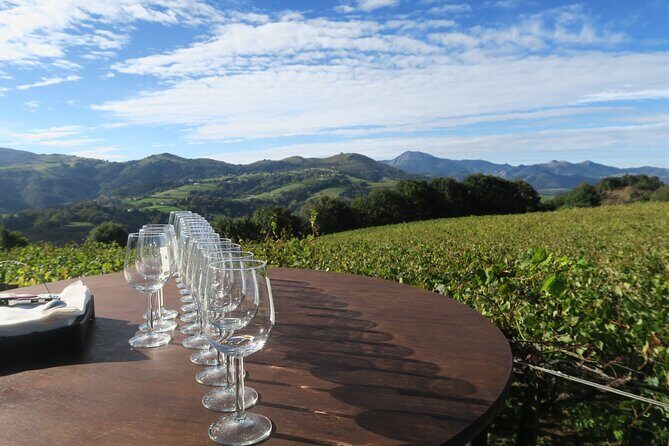 San Juan de Gaztelugatxe with Winery Visit and Lunch (From Bilbao) - The Charm of Bermeo: Dining and Local Wine