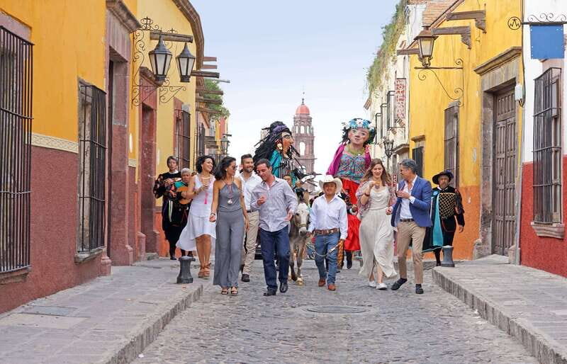 San Miguel De Allende: Downtown Landmarks Walking Tour - Who Should Consider This Tour?