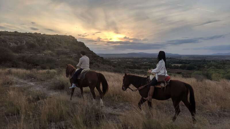 San Miguel: Romantic Horseback Riding at Sunset - An In-Depth Look at the Experience