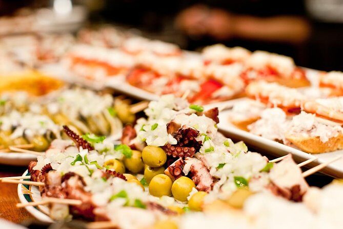 San Sebastian Evening Pintxo Tour with Wine - An In-Depth Look at the Pintxo and Wine Tour Experience