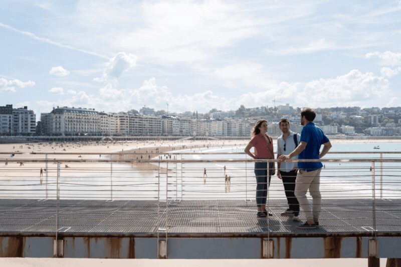 San Sebastian: Guided Walking Tour with Pintxo and Drink - What to Expect from the Tour